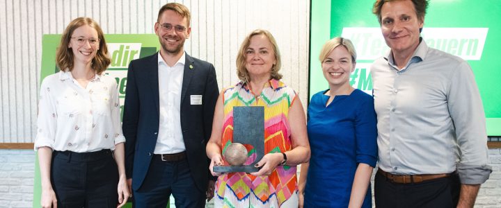 Unsere Vorständin Katharina Habersbrunner gewinnt den Sepp-Daxenberger-Preis 